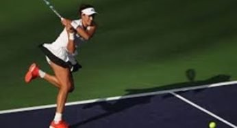 Muguruza rallies to beat US teen
