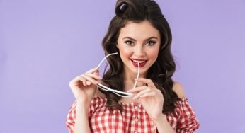 How to Attract a Girl Without Talking to Her