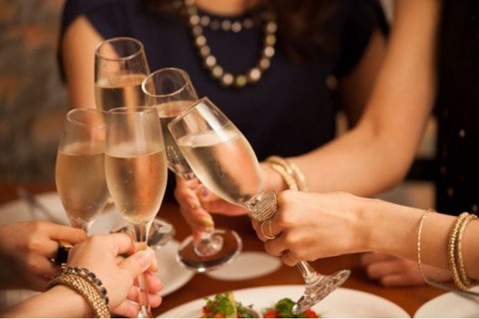 Tips To Spending On Holidays Without Breaking The Bank